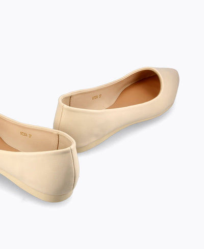 Ingrid Flat Pumps - Beige