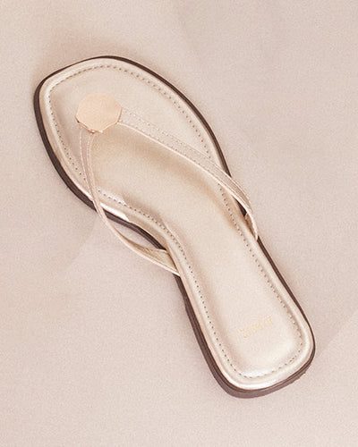 Maple Thong Flat Sandals - Gold