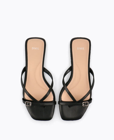 Isabelle Flat Sandals - Black