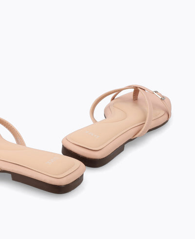 Isabelle Flat Sandals - Nude