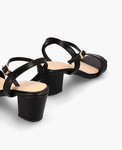 Evelyn Block Heel Sandals - Black