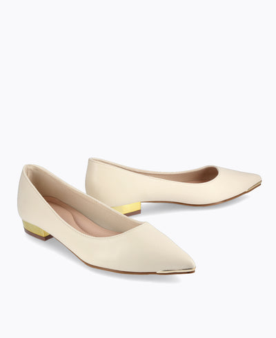 Lancy Flat Pumps - Beige