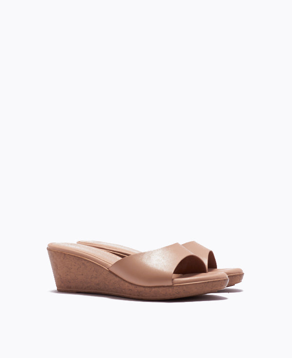 Wedge mule store shoes