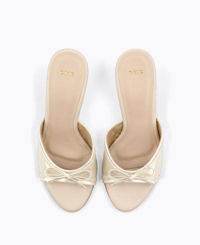 Daisy Heel Sandals - Beige