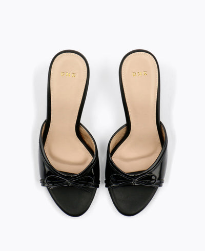 Daisy Heel Sandals - Black