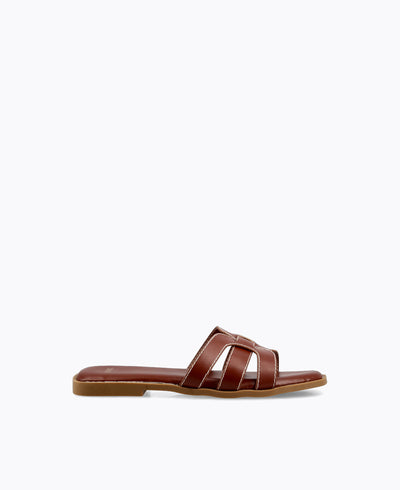 Erica Flat Sandals - Brown