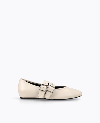 Zora Flat Pumps - Beige