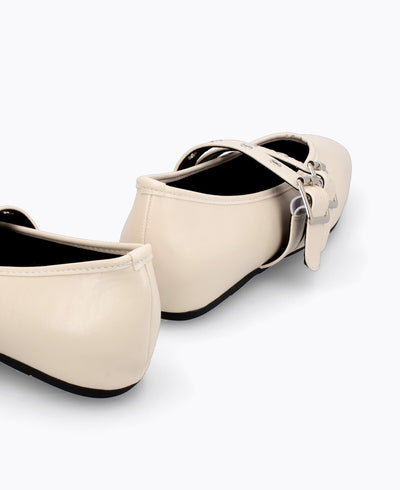 Zora Flat Pumps - Beige