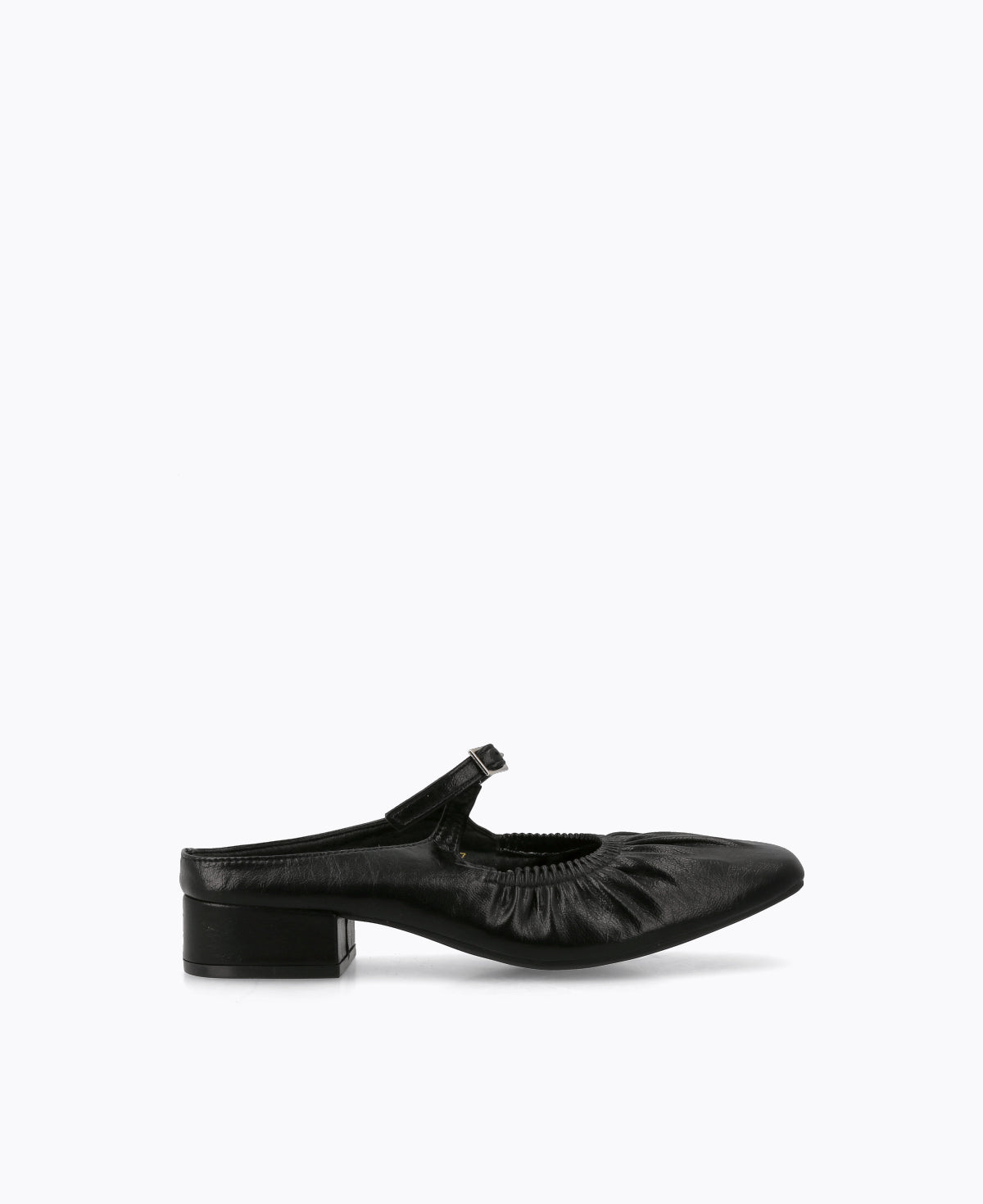 Black pumps macys online