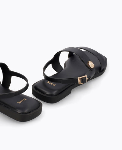 Maddie Flat Sandals - Black