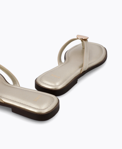 Maple Thong Flat Sandals - Gold