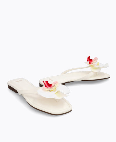 Poppy Flat Sandals - White